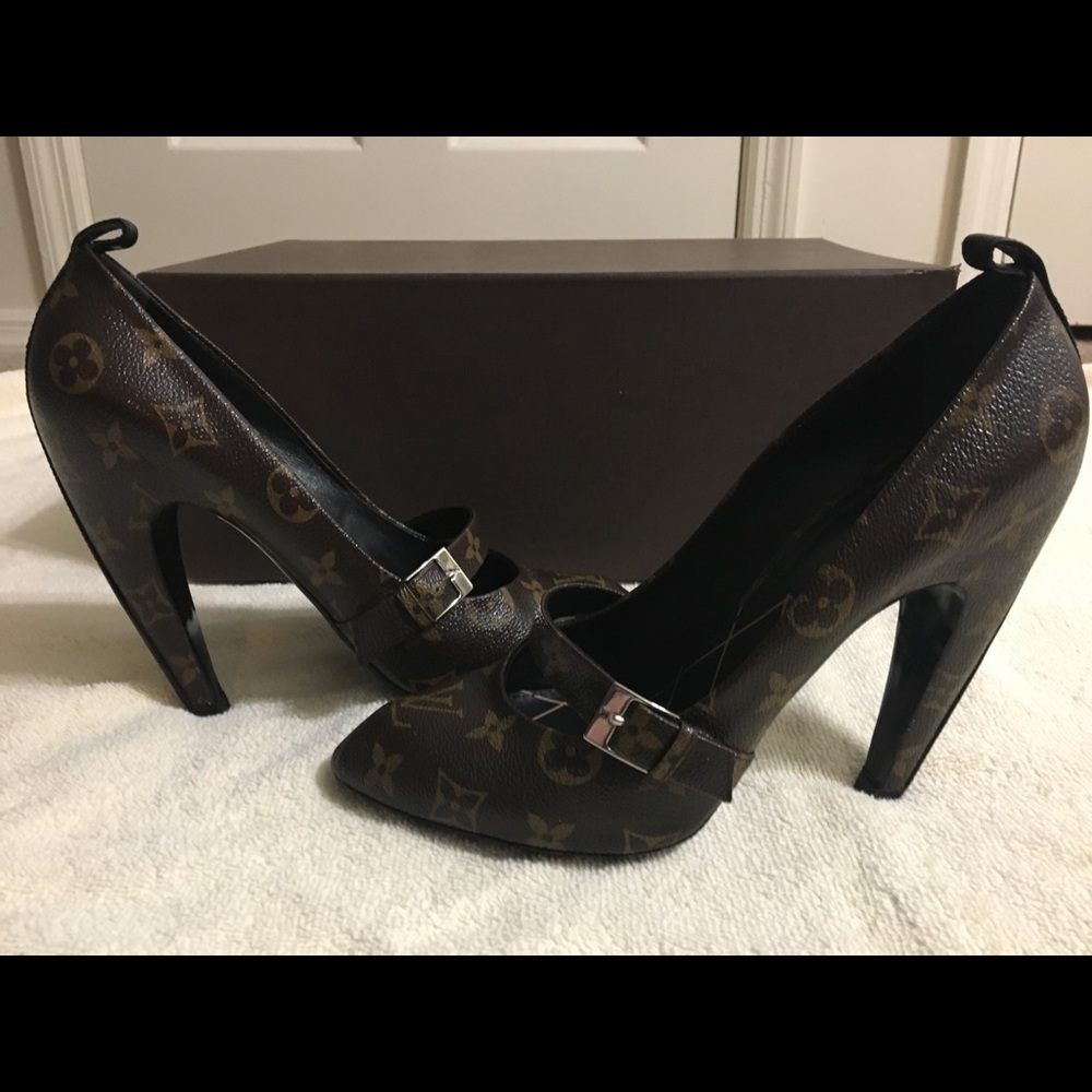 Louis Vuitton Star Power Shoes - Picture 3 of 7